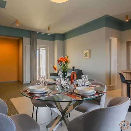 Il Senatore By Apulia *